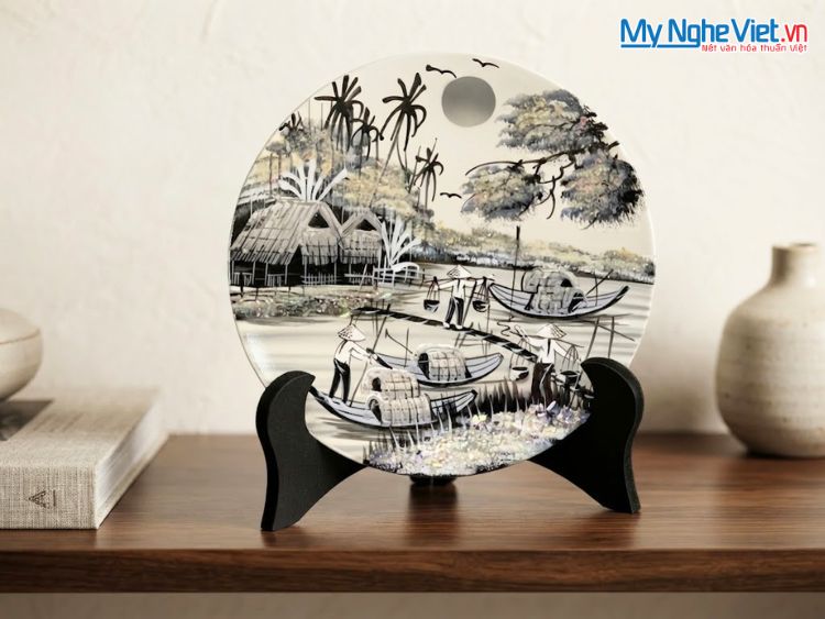 Tranh Đĩa Sơn Mài Đồng Quê Trắng Đen Cao Cấp Nhiều Mẫu D20cm TD20-6