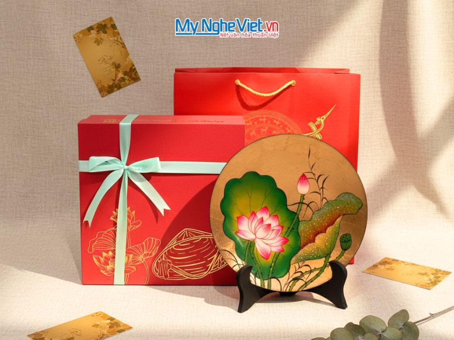 Tranh Đĩa Sơn Mài Hoa Sen Nền Vàng Nhiều Mẫu D25cm TD25-TBL14