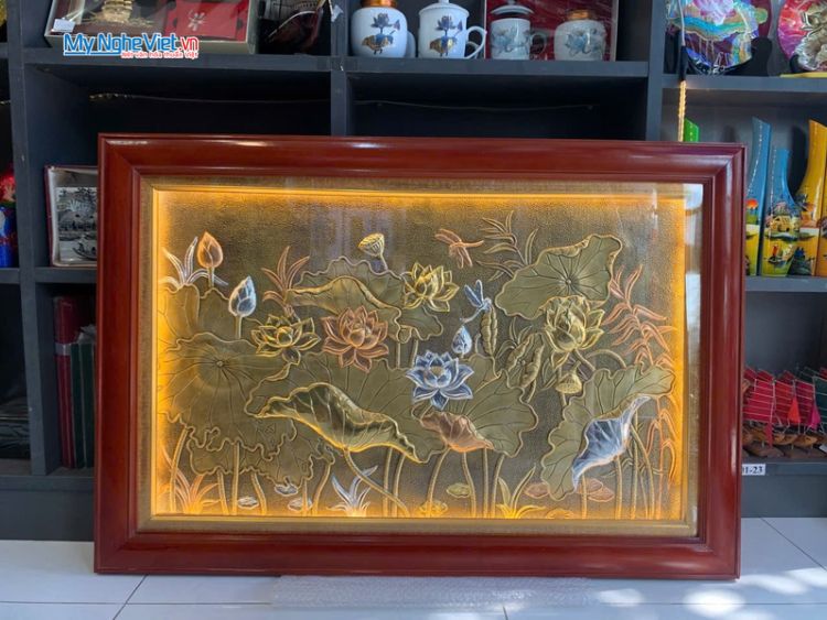 Tranh Đồng Giả Cổ Hoa Sen  (Có Đèn LED) 75x110 CM TD75110