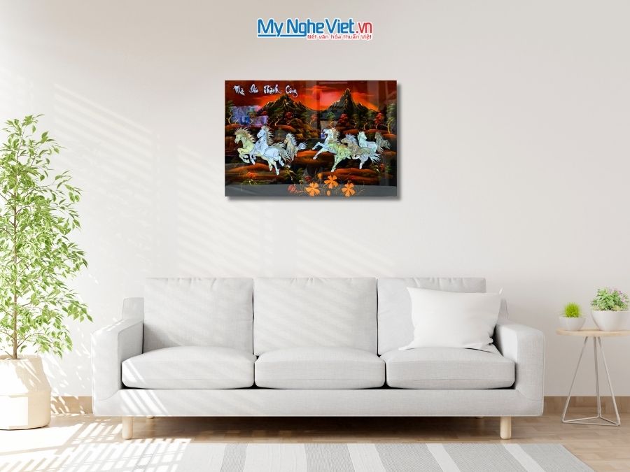 Tranh Sơn Mài Mã Đáo Thành Công Cẩn Ốc Nền Ấm 40x60cm TSM468-1