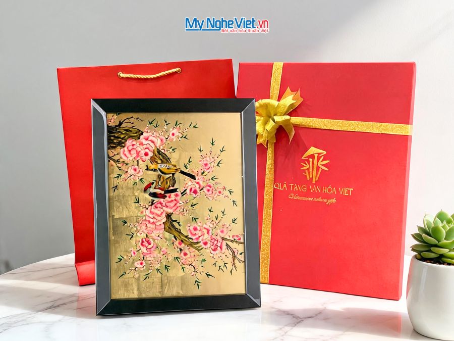 Tranh Sơn Mài Đôi Chim Sẻ Dát Vàng 35x45cm MNV-TSM3545/5