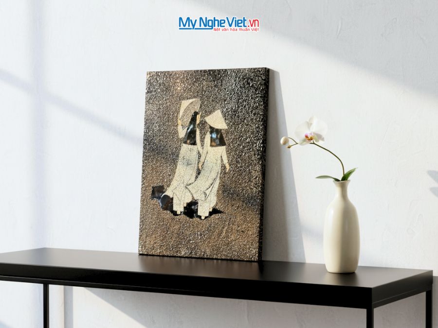 Tranh Sơn Mài Cô Gái Áo Dài Cẩn Vỏ Trứng 30x40cm TSM345.8