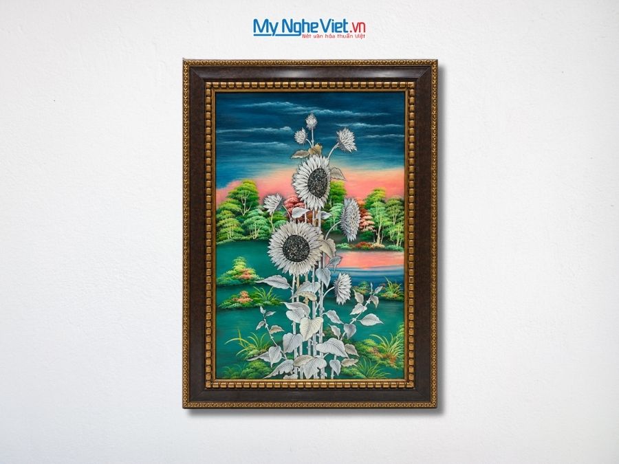 Tranh Sơn Mài Hoa Hướng Dương Cẩn Ốc Nền Xanh 54x74cm TSM571-1.16