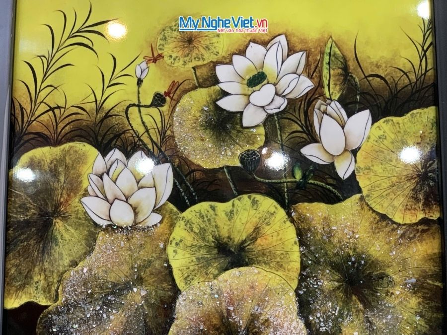Tranh Sơn Mài Hoa Sen Cao Cấp Nền Xanh 35x35cm MNV-TSM3535/4