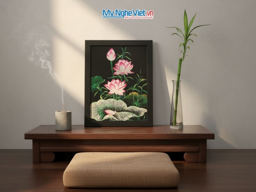 Tranh Sơn Mài Hoa Sen Nền Đen 35x45cm TSM3545-1.13