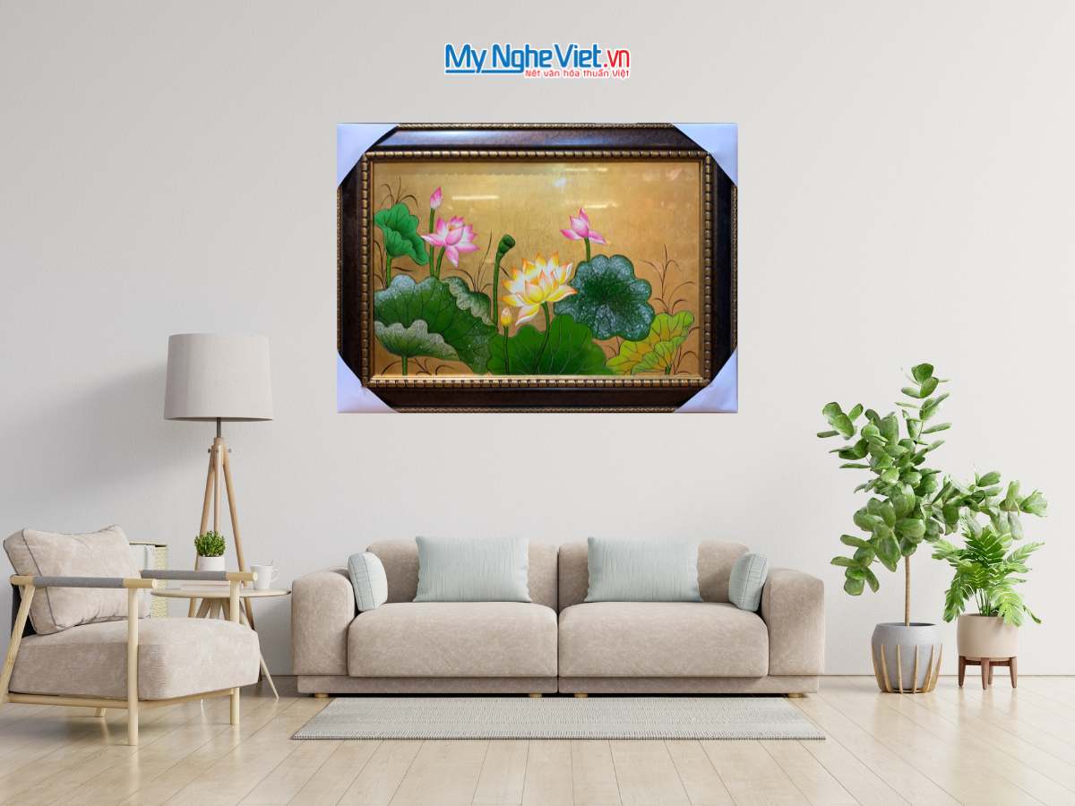 Tranh sơn mài sen đắp nổi dát vàng 40x60 có khung 54x74cm TSM571-1.10