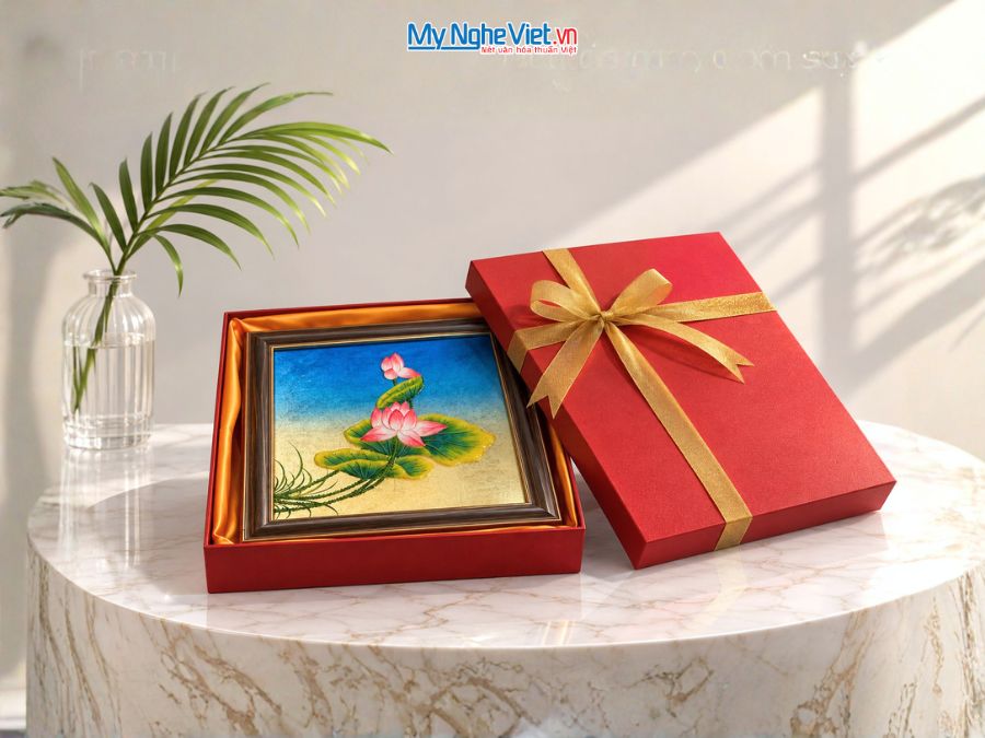 Tranh Sơn Mài Hoa Sen Cao Cấp 24x24cm TSMDH2424-1