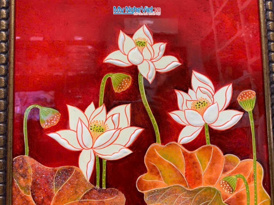 Tranh Sơn Mài Hoa Sen Đắp Nổi Nền Đỏ 54x74cm TSM571-1.8