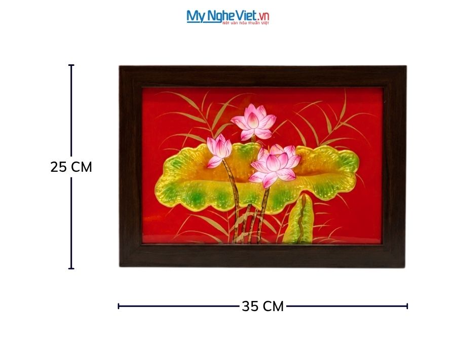 Tranh Sơn Mài Hoa Sen Đắp Nổi Nền Đỏ 25x35cm TSM236/1