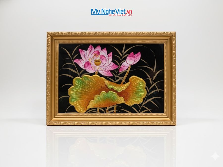 Tranh Sơn Mài Hoa Sen Nền Đen Cao Cấp 28x38cm TSM20303/khung