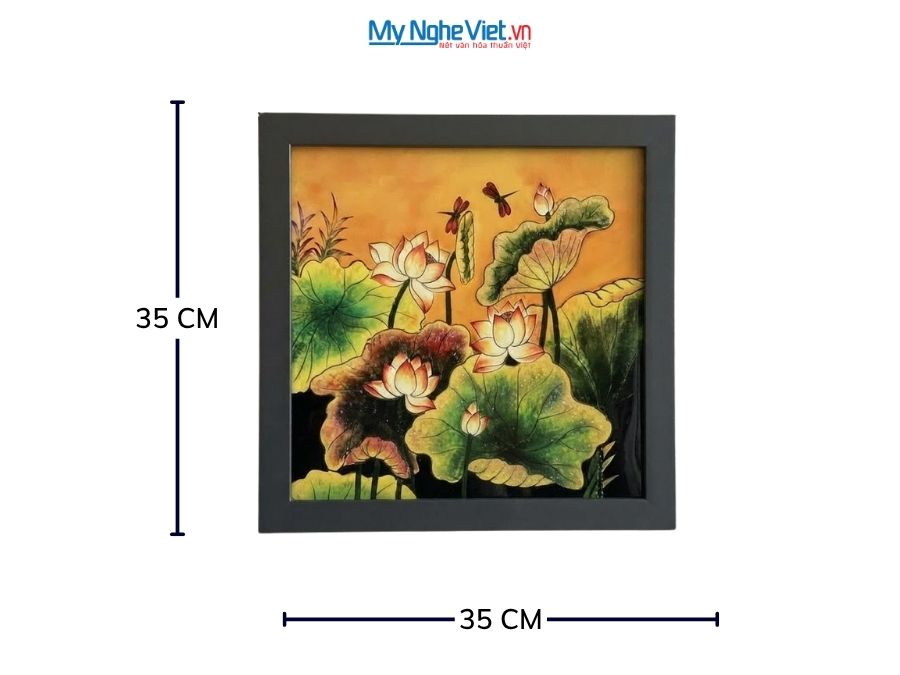 Tranh Sơn Mài Hoa Sen Vẽ Tay Nền Vàng 35x35cm MNV-TSM3535/18