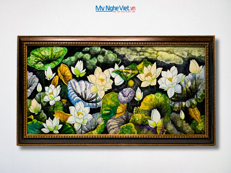 Tranh Sơn Mài Hoa Sen Cẩn Trứng Cao Cấp Nền Đen 75x135cm TSM60120K-HSCT