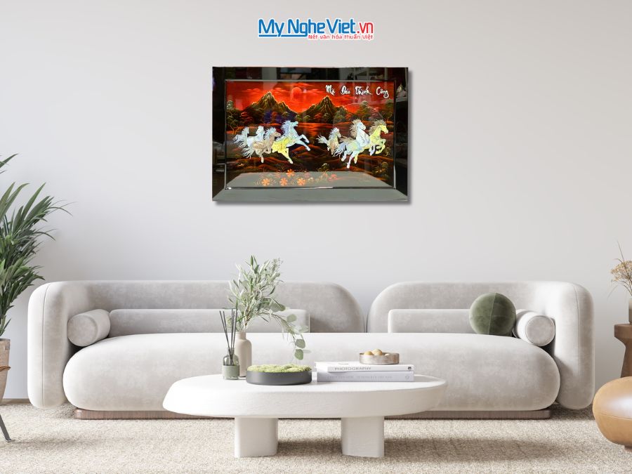 Tranh Sơn Mài Mã Đáo Thành Công Cẩn Ốc Nền Ấm 60x90cm TSM698-1