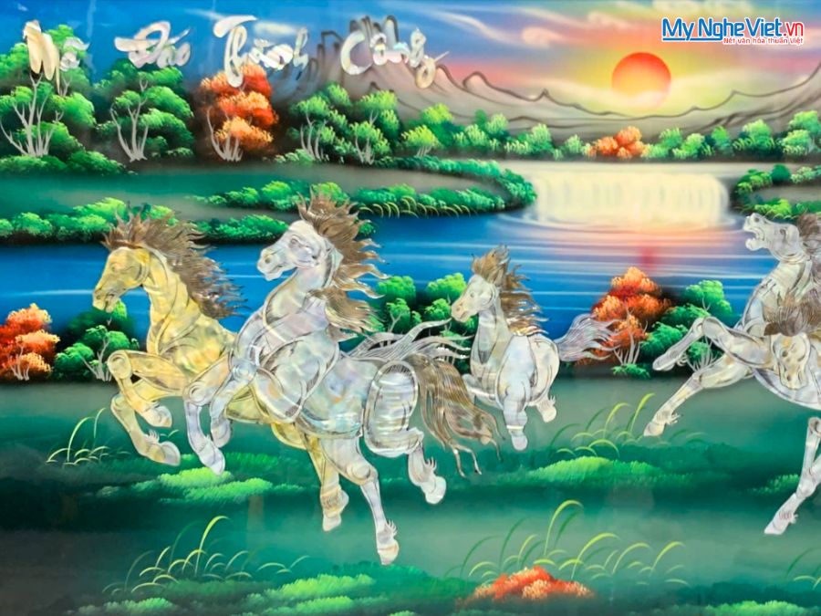 Tranh Sơn Mài Mã Đáo Thành Công Cẩn Ốc Nổi Nền Xanh 73x132cm TSM60120K-MĐX