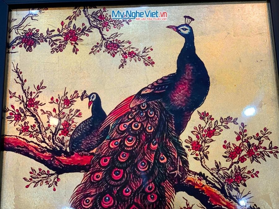 Tranh Sơn Mài Chim Công Dát Vàng 35x45cm TSM3545-1