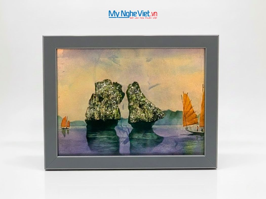 Tranh Sơn Mài Vịnh Hạ Long Dát Bạc Nền Tím 25x35cm tsm2535.3