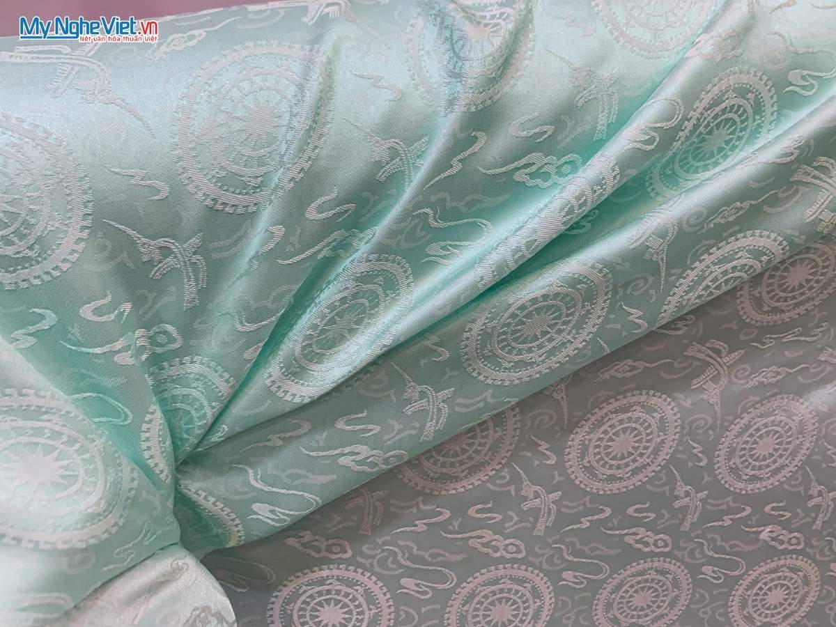 Vải Lụa Hà Đông Họa Tiết Trống Đồng 70% Tơ Tằm Khổ 90cm LHD97-6.2
