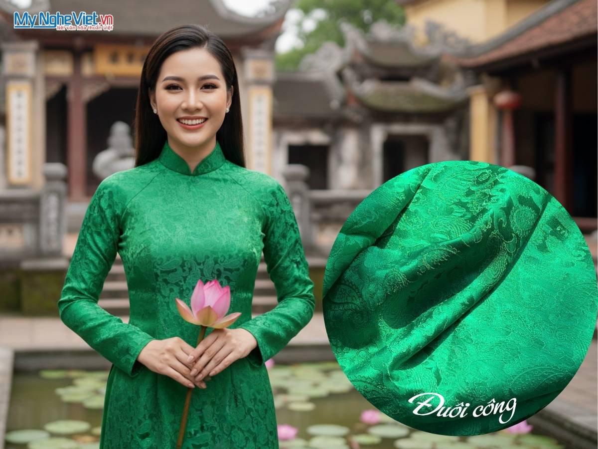 Vải Lụa Hà Đông Họa Tiết Đuôi Công 70% Tơ Tằm Khổ 90cm MNV-LNL09