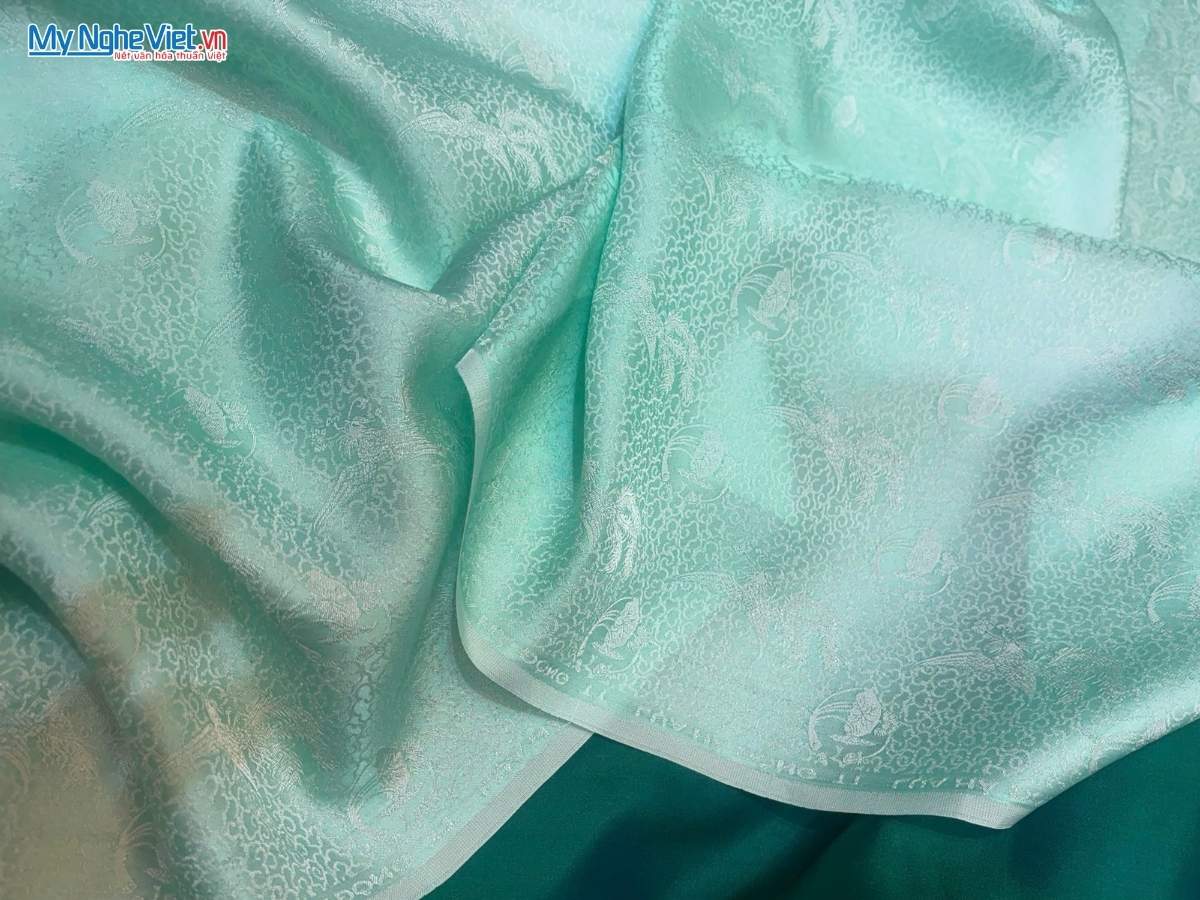 Vải Lụa Hà Đông Họa Tiết Phượng Sen Màu Xanh Mint 70% Tơ Tằm Khổ 90cm MNV-LHD37/35