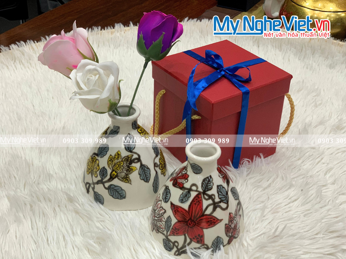 Set quà tặng lọ hoa mini vẽ tay cao cấp + hộp xi MNV-HBT12/4